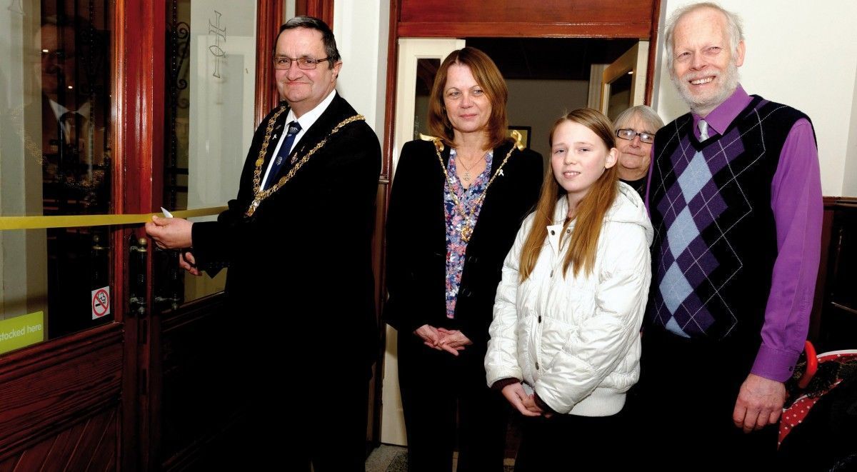 The Mayor of Hastings, Cllr Alan Roberts, cutting the tape at the opening ceremony