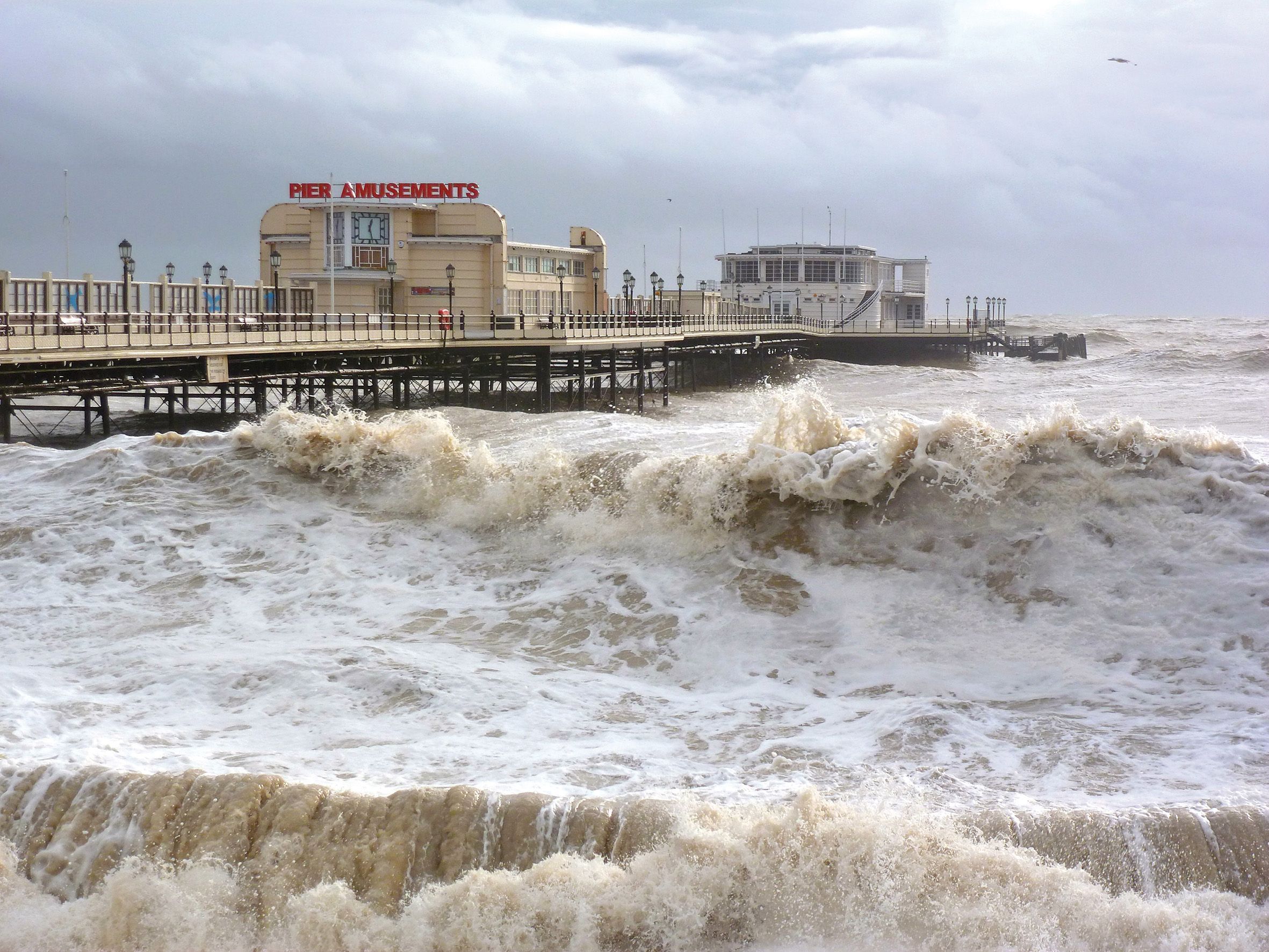 Worthing pier storm