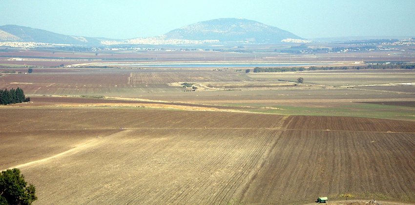 Jezreel_Valley_and_Mount_Tabor lands