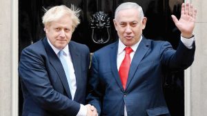 Boris and Bibi on steps of no 10