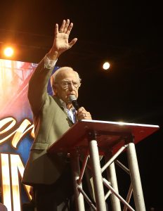 Pastor Colin Urquhart