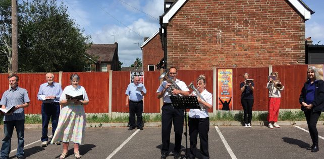 Undeterred by not being allowed to advertise his open air meetings, Salvation Army Major Iain Stewart and his wife Ann led hymns and prayer in their church car park in Horsham, West Sussex on Sundays during lockdown, before going to play hymns outside church members’ homes Salvation Army play hymns in the car park