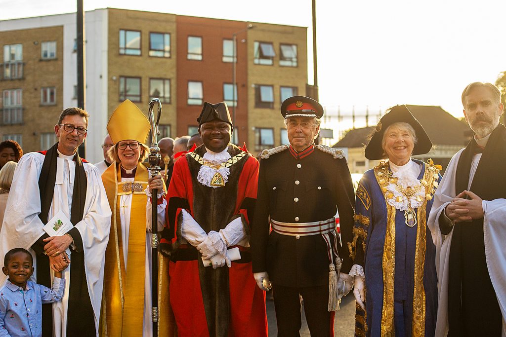 Rev David Ackerman with the Bishop of London, the Lord Mayor of Westminster, Lieutenant for Westminster, Mayor of Brent and Area Dean after an anniversary evensong in September 2019
