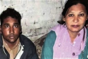 Christians Shafqat Emmanuel, and wife Shagufta Kauser